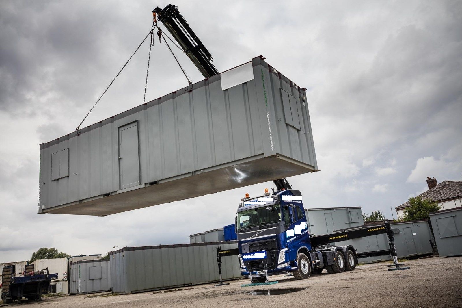 Camion grue en intervention à Paris